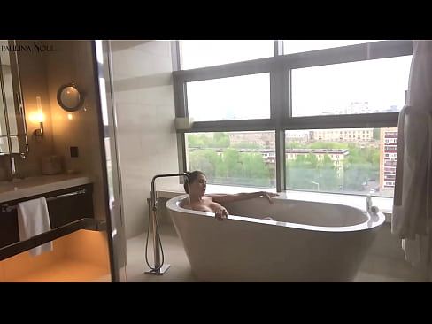 ❤️ Babe yang luar biasa ghairah jerking off dia di dalam bilik air ❤️ Video persetan di lucah ms.ixiporn-com.ru ❌❤